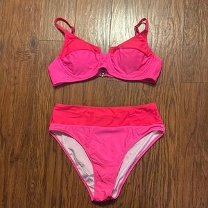 Pink Bikini Set with Underwire Top and Classic Cut